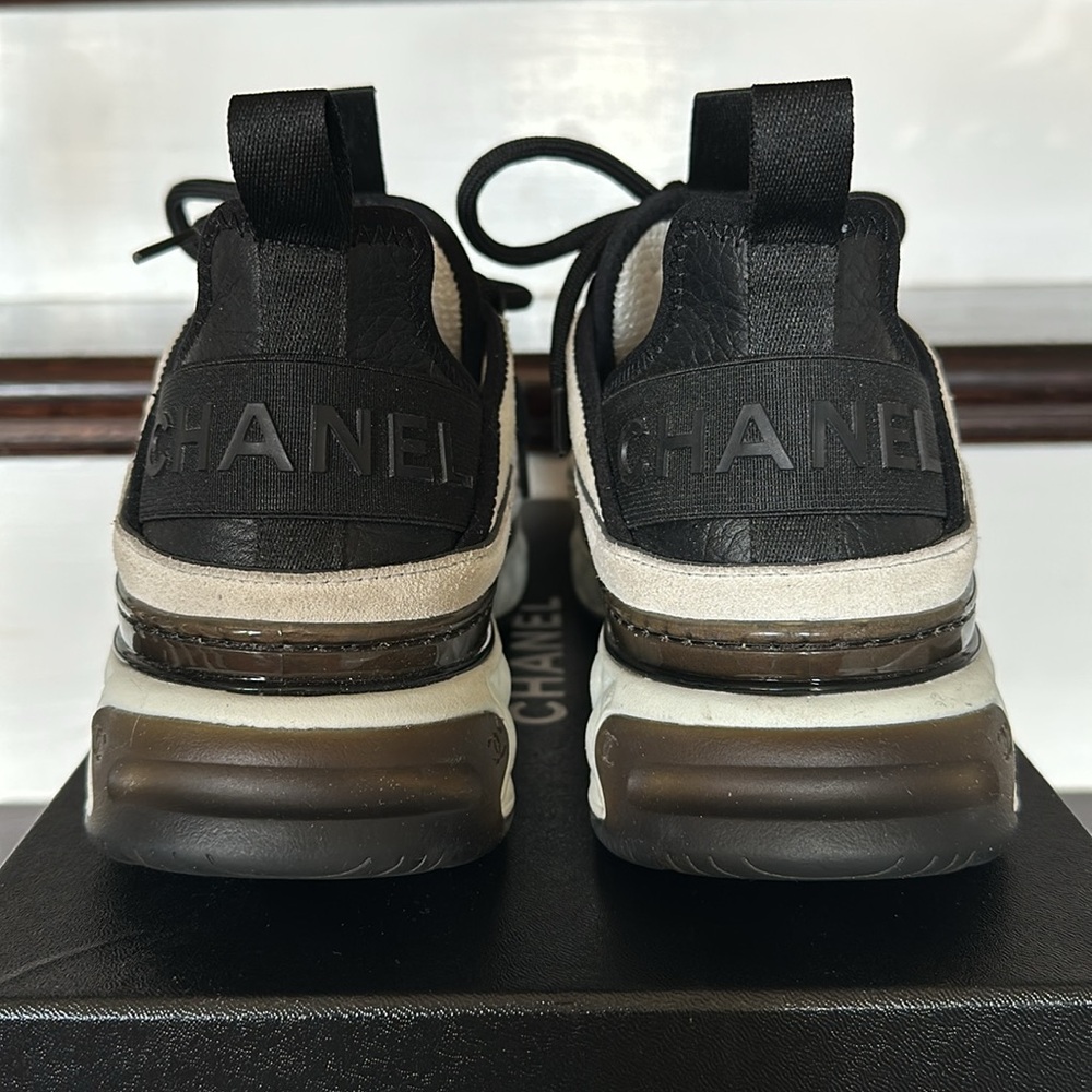 Chanel Sneakers 22S White Black - Picture 7 of 17